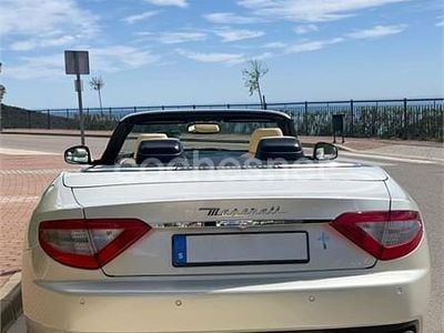 Usado Maserati GranCabrio 439 CV (322 kW) 2010 Blanco Descapotable
