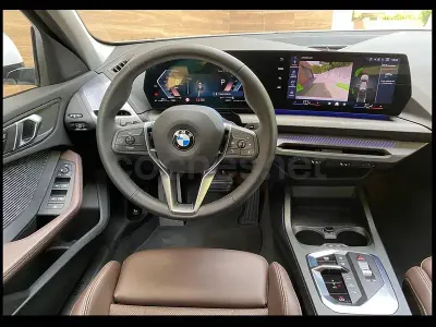 Begagnad BMW 120 M Sport 163 HK (119 kW) 2024 Vit Halvkombi