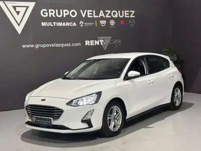 Usado Ford Focus Trend+ 120 CV (88 kW) 2022 Blanco Berlina