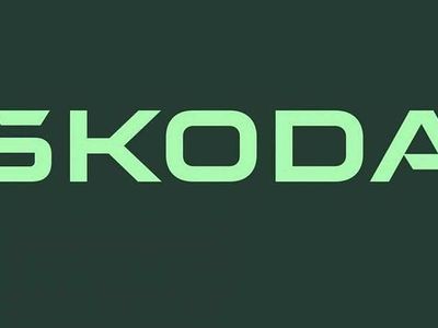 Usado Skoda Scala Selection 115 CV (84 kW) 2024 Gris / plateado Utilitario