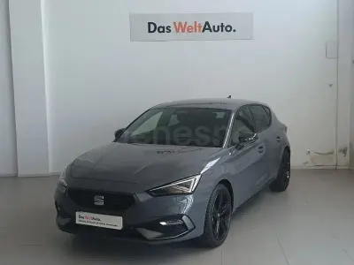 Nuevo Seat Leon FR 116 CV (85 kW) 2026 Gris / plata Berlina