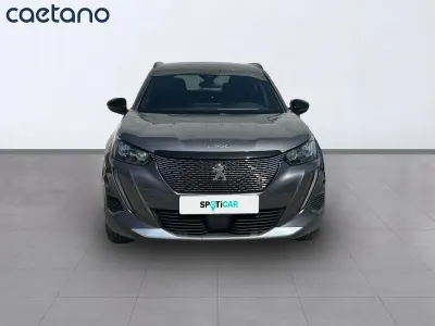 Usado Peugeot 2008 Allure 100 CV (73 kW) 2022 Gris SUV