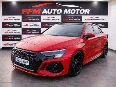 Usado Audi RS3 Performance 400 CV (294 kW) 2023 Rojo Berlina