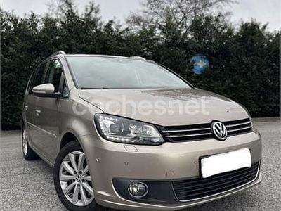 Usado VW Touran Sportline 177 CV (130 kW) 2013 Beige Monovolumen