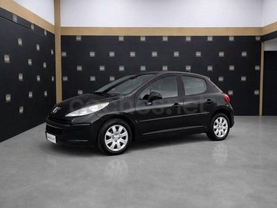 Usado Peugeot 207 90 CV (66 kW) 2009 Negro Berlina