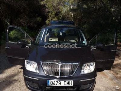 Usado Lancia Phedra 128 CV (94 kW) 2005 Negro Monovolumen