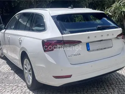 Usado Skoda Octavia Ambition 150 CV (110 kW) 2020 Blanco Berlina