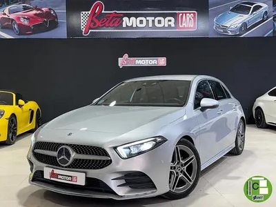Usado Mercedes A180 116 HP (85 kW) 2019 Cinzento Sedan