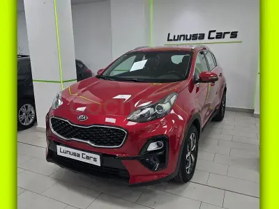 Usado Kia Sportage 136 CV (100 kW) 2019 Rojo SUV