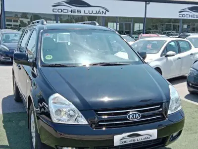 Usado Kia Carnival 185 CV (136 kW) 2008 Negro Monovolumen