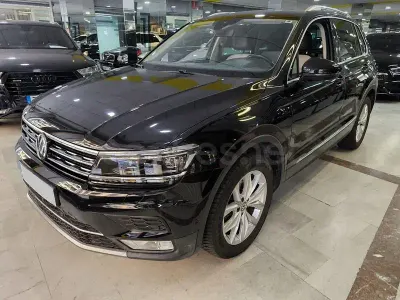 Usado VW Tiguan Sportline 150 CV (110 kW) 2016 Negro SUV