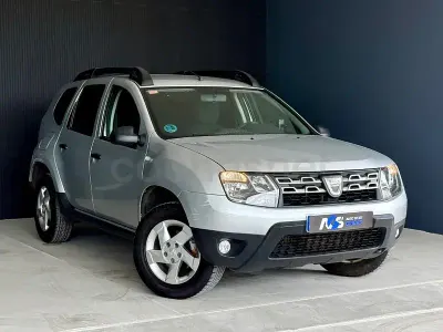Usado Dacia Duster Ambiance 109 CV (80 kW) 2016 Gris / plata SUV