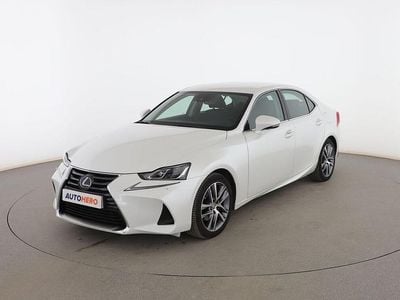 Lexus IS300h