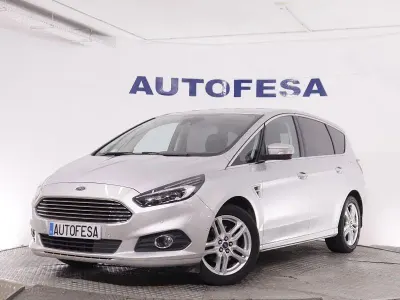 Usado Ford S-MAX Titanium 150 CV (110 kW) 2015 Plata Monovolumen