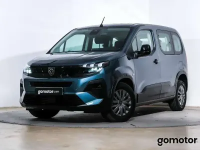 Usado Peugeot Rifter Allure 101 CV (74 kW) 2025 Azul Monovolumen