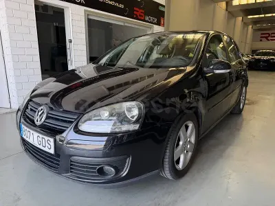 Usado VW Golf VI GT 140 CV (102 kW) 2008 Negro Utilitario