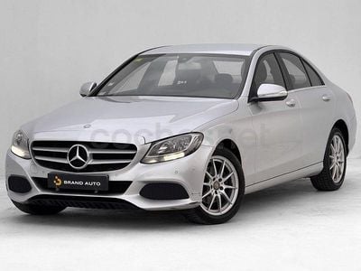 Usado Mercedes C180 120 CV (88 kW) 2014 Gris / plata Berlina