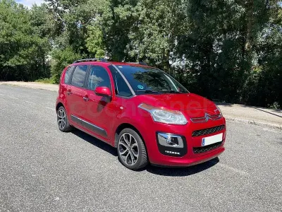 Usado Citroën C3 Picasso 99 CV (72 kW) 2015 Rojo Monovolumen