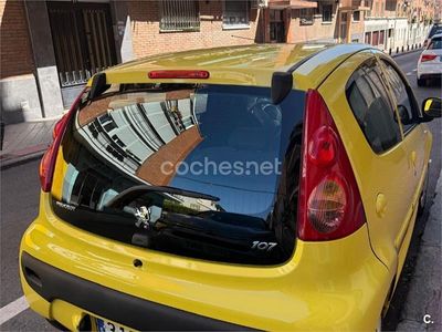 Amarillo Usado 2011 Peugeot 107 Utilitario | 4600 €