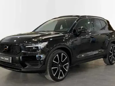 Usado Volvo XC40 R-Design 163 CV (119 kW) 2020 Negro SUV