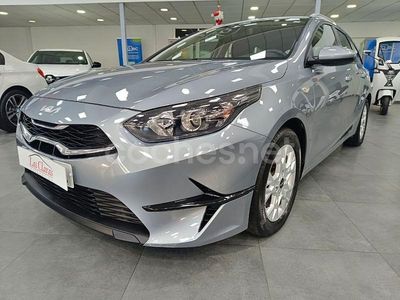 Gris / plata Usado 2022 Kia Ceed Utilitario | 14.900 € (Buen precio)