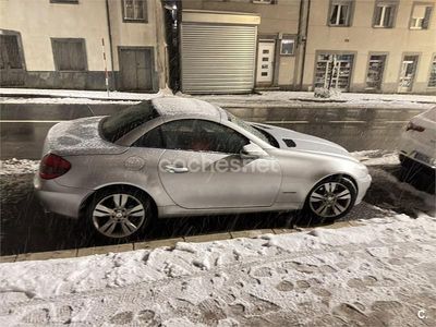Usado Mercedes SLK200 163 CV (119 kW) 2009 Gris / plata Descapotable