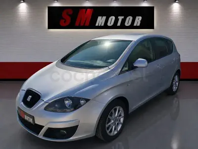 Usado Seat Altea Style 105 CV (77 kW) 2010 Gris Monovolumen