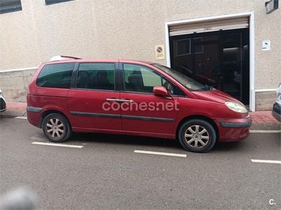 Granate Usado 2004 Peugeot 807 Monovolumen | 1500 €