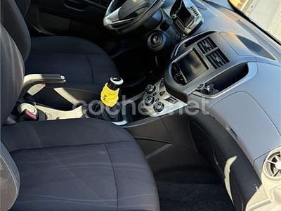 Usado Chevrolet Aveo LTZ 100 CV (73 kW) 2013 Azul Berlina