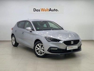 Usado Seat Leon Style 110 CV (80 kW) 2024 Gris / plata Berlina