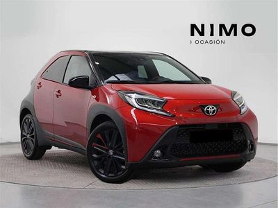 Usado Toyota Aygo X 72 CV (52 kW) 2024 Bitono rojo chilli SUV