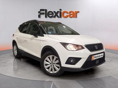 Usado Seat Arona Ecomotive 95 CV (69 kW) 2019 Blanco SUV
