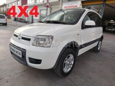 Blanco Usado 2011 Fiat Panda Cross Cross Utilitario | 7500 €