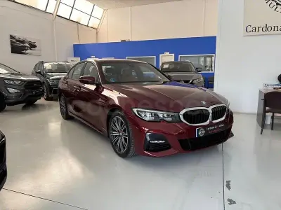 Usado BMW 318 150 CV (110 kW) 2022 Granate Berlina