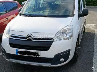 Usado Citroën Berlingo Live 75 CV (55 kW) 2018 Blanco Monovolumen