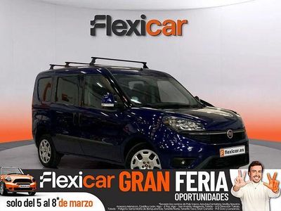 Usado Fiat Doblò Easy 95 CV (69 kW) 2019 Azul Monovolumen