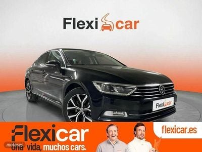 Usado VW Passat 150 CV (110 kW) 2020 Negro Berlina