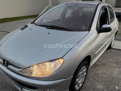 Gris / plata Usado 2005 Peugeot 206 Berlina | 3800 € (Caro)