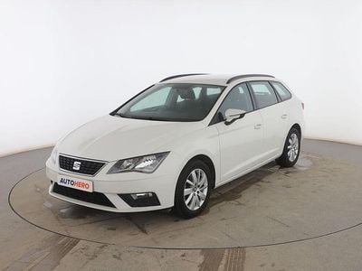 Blanco Usado 2017 Seat Leon Reference Familiar | 11.599 € (Precio justo)