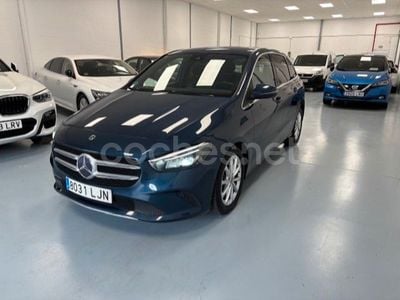 Mercedes B200
