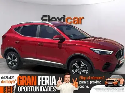 Begagnad MG ZS Comfort 106 HK (77 kW) 2022 Röd SUV