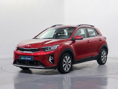 Usado Kia Stonic 100 CV (73 kW) 2022 Rojo SUV