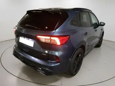 Usado Ford Kuga ST-Line 226 CV (166 kW) 2023 Azul SUV