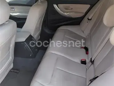 Usado BMW 320 184 CV (135 kW) 2016 Azul Familiar