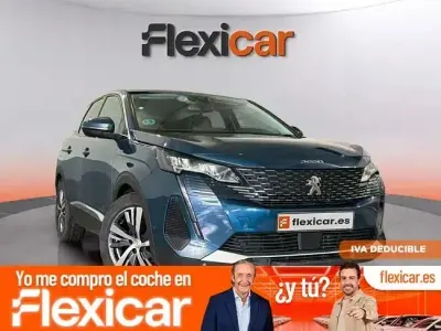 Usado Peugeot 3008 Allure 130 CV (95 kW) 2021 Verde SUV