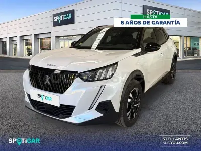 Käytetty Peugeot 2008 GT 130 HP (95 kW) 2023 Valkoinen Katumaasturi