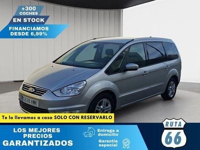 Usado Ford Galaxy Trend 140 CV (102 kW) 2014 Gris Monovolumen
