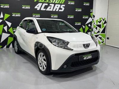 Usado Toyota Aygo X 72 CV (52 kW) 2022 Blanco SUV