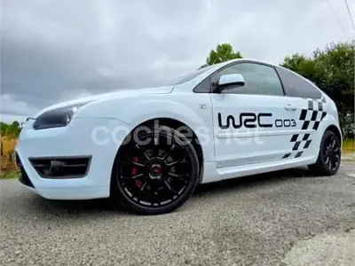 Usado Ford Focus Sport 136 CV (100 kW) 2007 Blanco Berlina