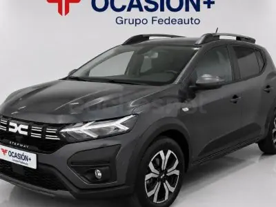 Usado Dacia Sandero Extreme 110 CV (80 kW) 2023 Gris / plata Berlina
